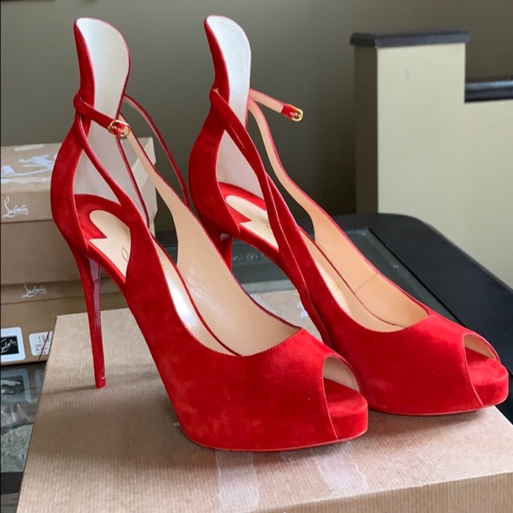 Woman Heels 👠!